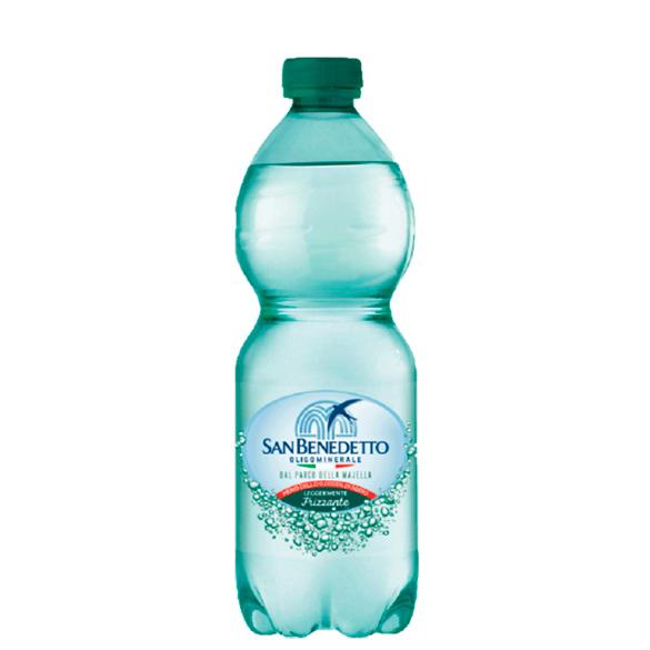 Gently sparkling water 0,5 l